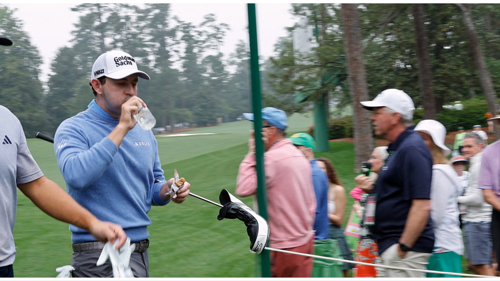 OUTSTANDING chirp after Patrick Cantlay takes almost three minutes for one shot!